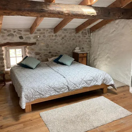 Apartment Dans Maison De Village Labeaume